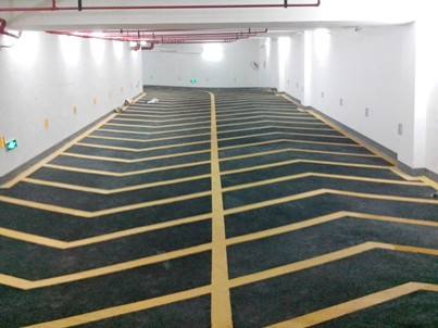 車庫防滑坡道施工