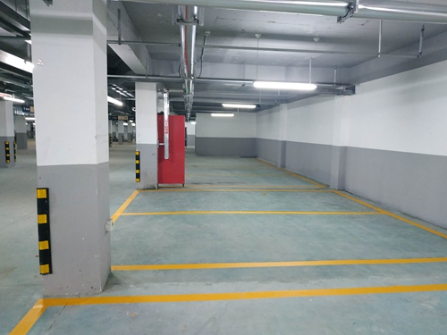 停車(chē)場(chǎng)地下車(chē)庫(kù)劃線施工